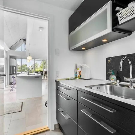 84255-ebeltoft-rolfvej-10 Casa vacanze *